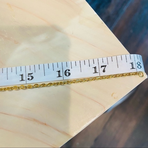 Vintage Gold Tone Chain Pendant 18” Long Tear Drop Design - Picture 15 of 15